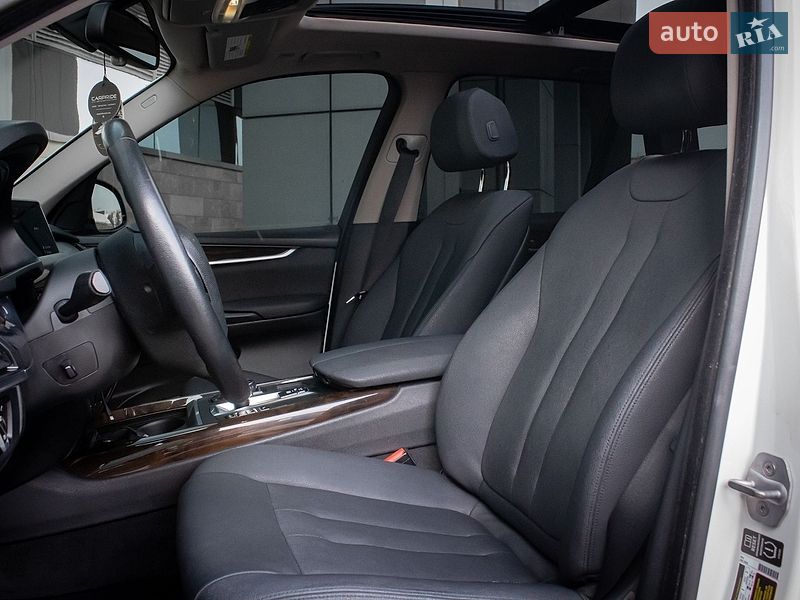Внедорожник / Кроссовер BMW X5 2013 в Киеве