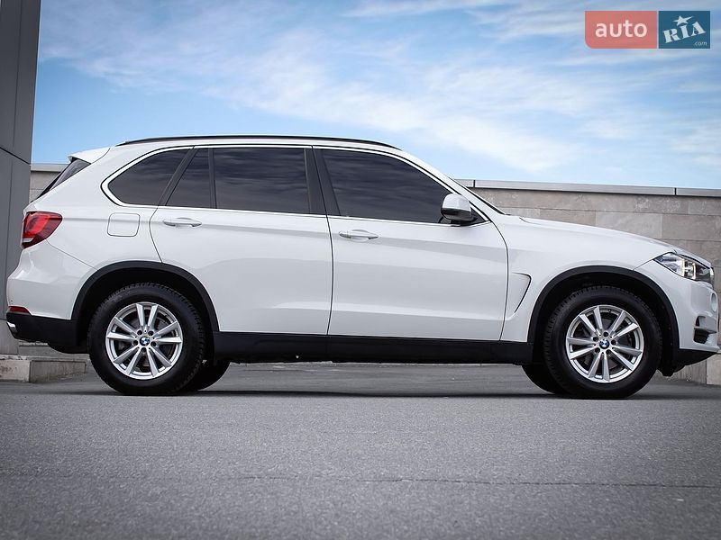 Внедорожник / Кроссовер BMW X5 2013 в Киеве