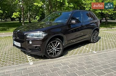 Внедорожник / Кроссовер BMW X5 2015 в Ровно