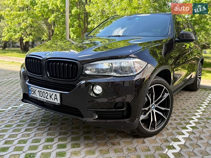 Внедорожник / Кроссовер BMW X5 2015 в Ровно