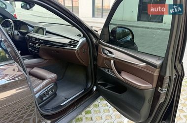 Внедорожник / Кроссовер BMW X5 2015 в Ровно