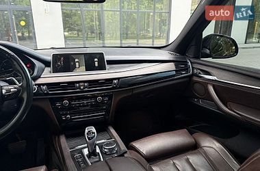 Внедорожник / Кроссовер BMW X5 2015 в Ровно