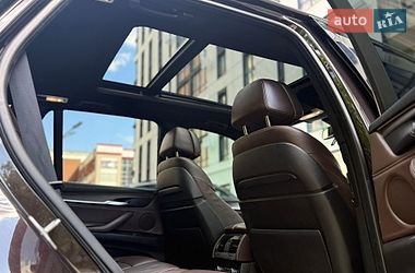 Внедорожник / Кроссовер BMW X5 2015 в Ровно