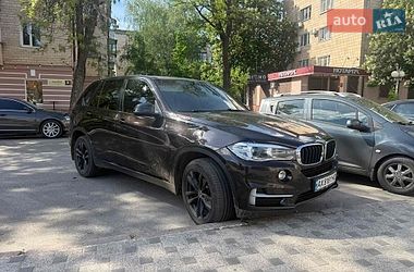 Внедорожник / Кроссовер BMW X5 2015 в Краснокутске