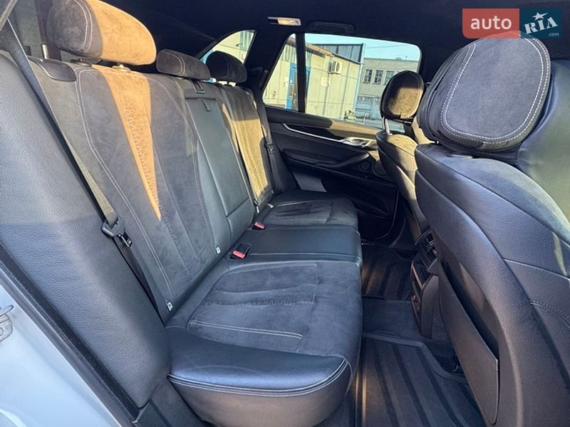 Внедорожник / Кроссовер BMW X5 2014 в Черноморске