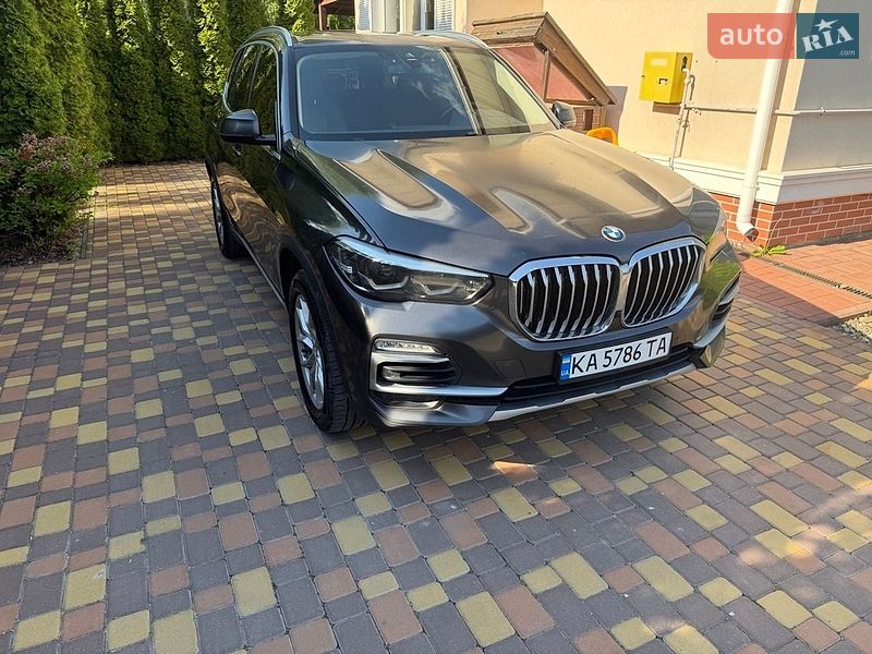 Внедорожник / Кроссовер BMW X5 2020 в Киеве