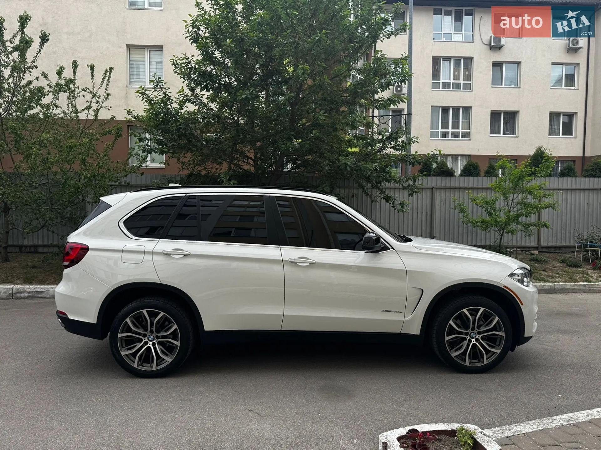 2016 BMW X5 - мініатюра 3