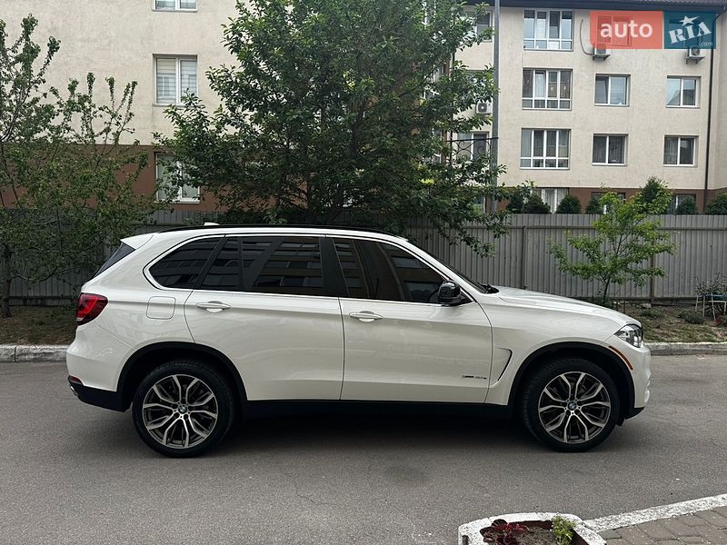 Внедорожник / Кроссовер BMW X5 2016 в Киеве