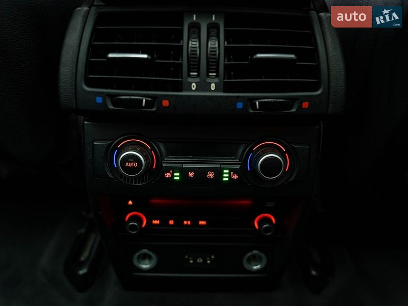 Позашляховик / Кросовер BMW X5 2008 в Києві