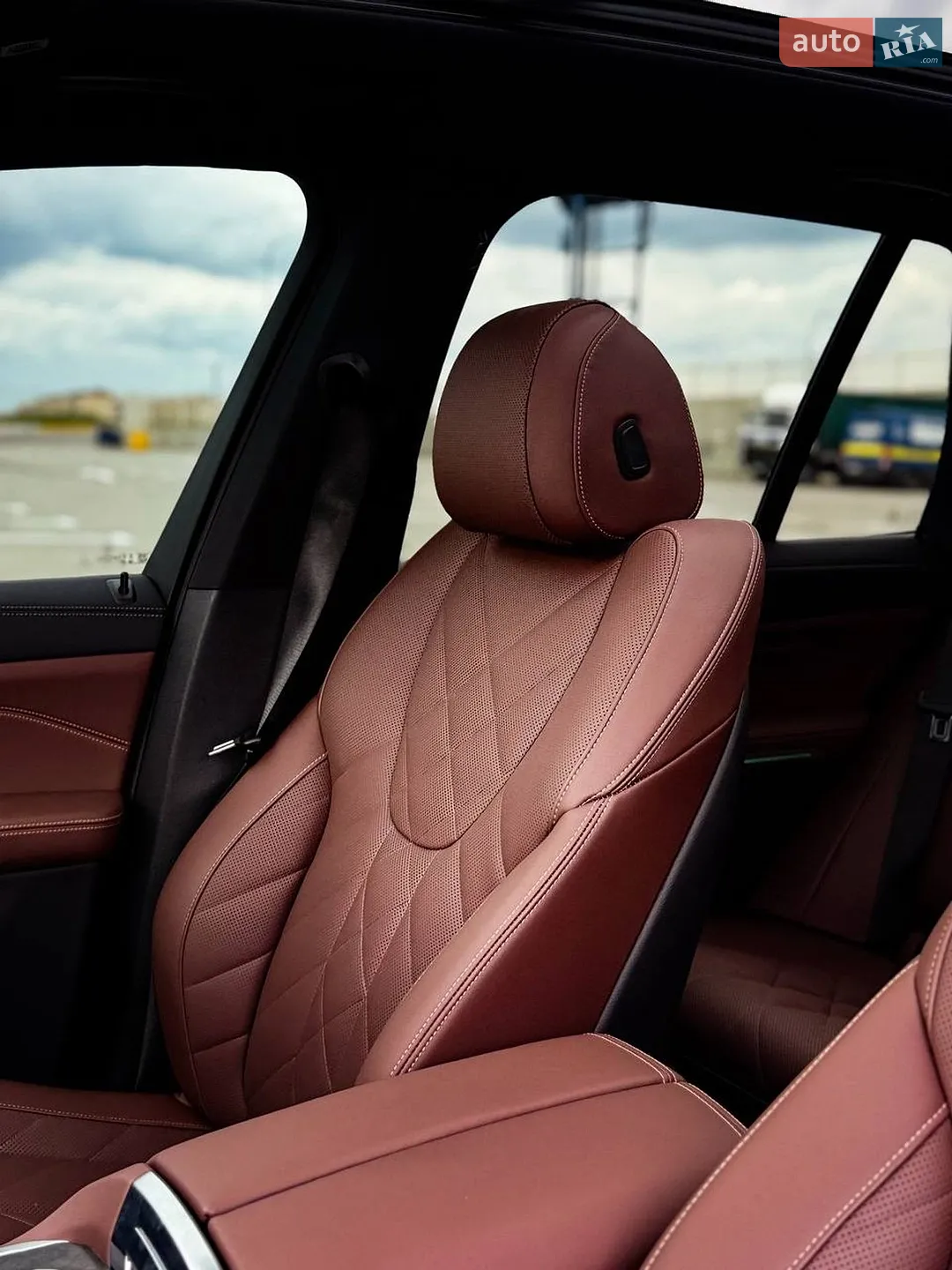2025 BMW X5 - мініатюра 28