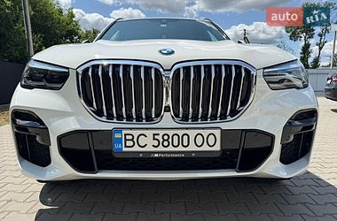 Позашляховик / Кросовер BMW X5 2022 в Мостиській