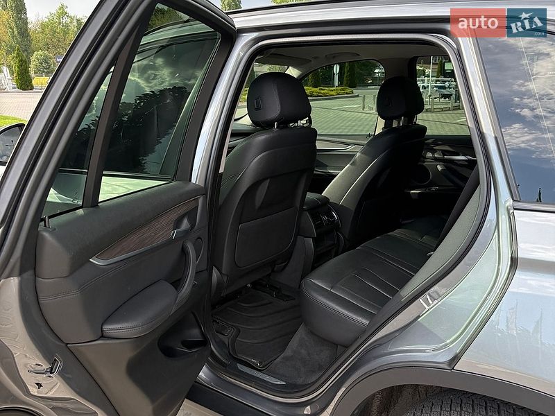 Внедорожник / Кроссовер BMW X5 2016 в Кременчуге