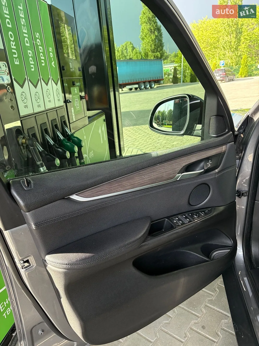 2016 BMW X5 - мініатюра 19