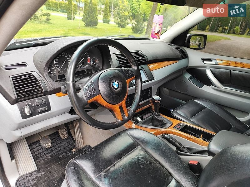 Внедорожник / Кроссовер BMW X5 2001 в Хмельницком