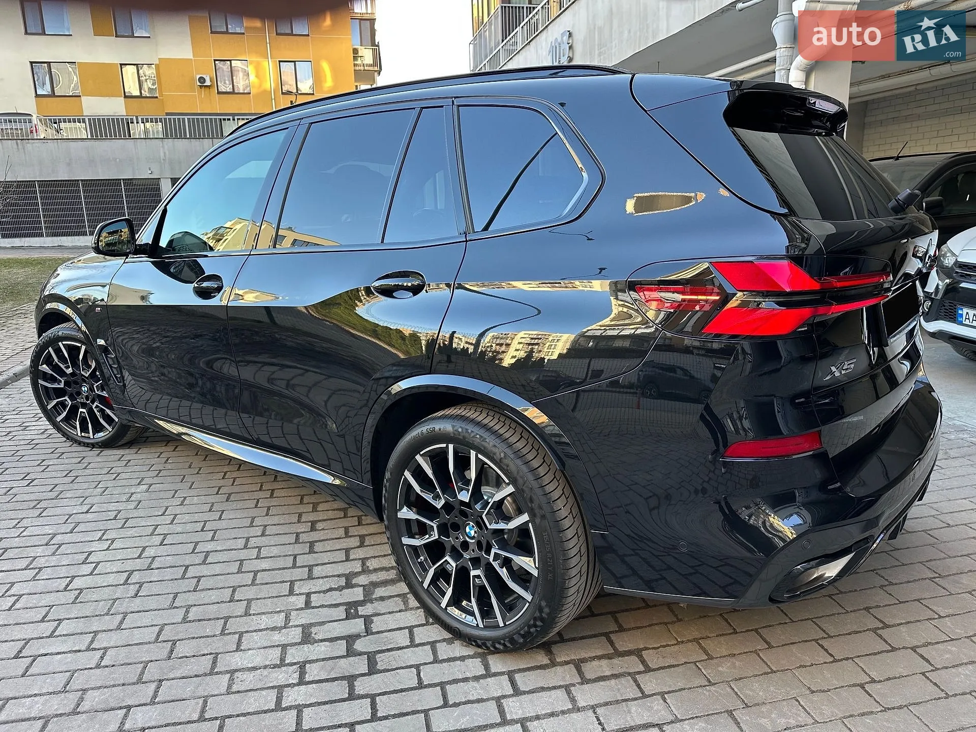 2025 BMW X5 - мініатюра 8