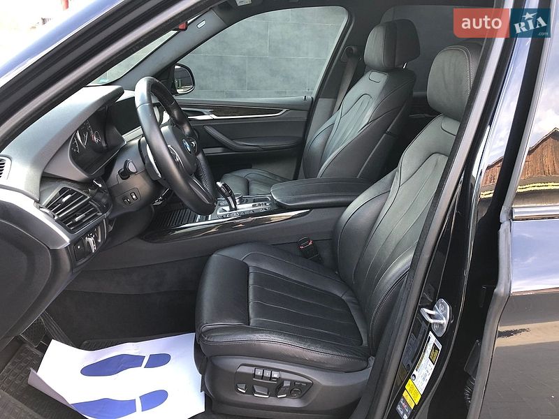 Внедорожник / Кроссовер BMW X5 2017 в Костополе