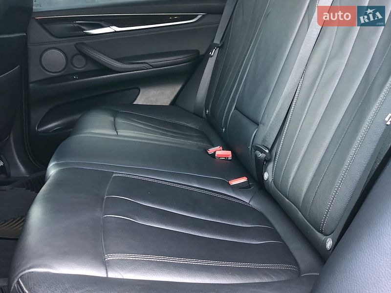 Внедорожник / Кроссовер BMW X5 2017 в Костополе