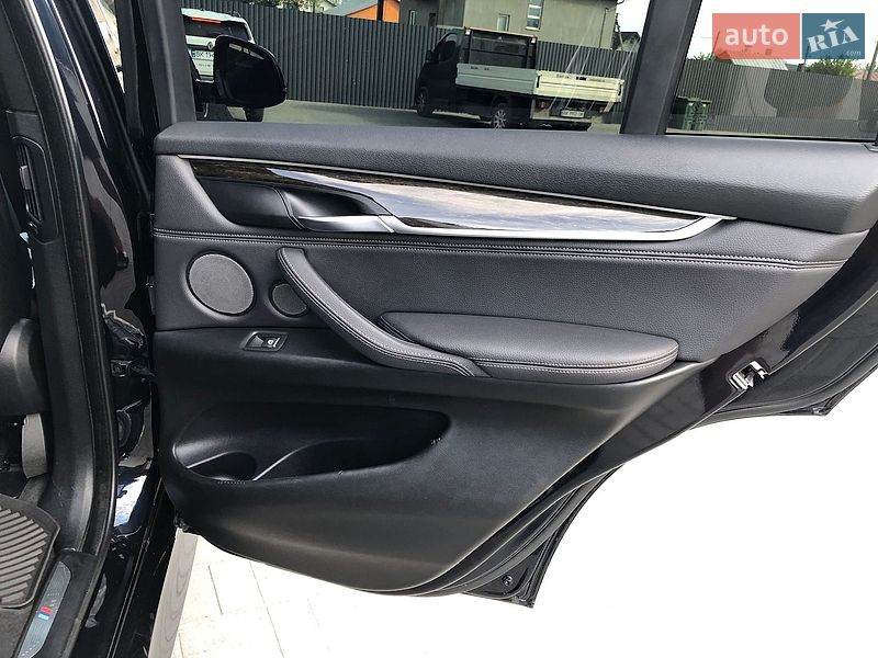 Внедорожник / Кроссовер BMW X5 2017 в Костополе