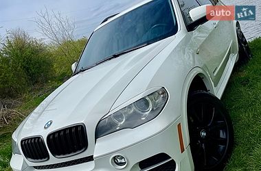 Внедорожник / Кроссовер BMW X5 2012 в Городенке