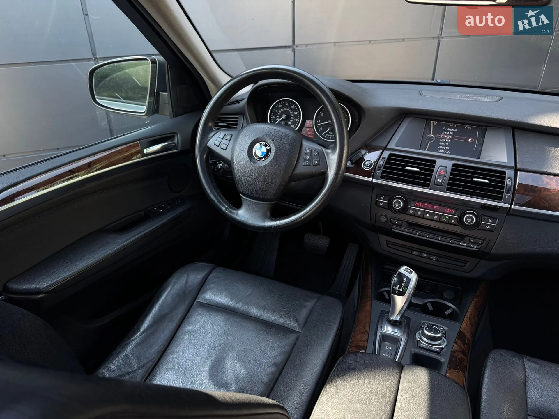 2010 BMW X5 - мініатюра 40