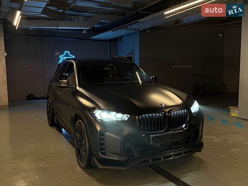 Внедорожник / Кроссовер BMW X5 2024 в Киеве