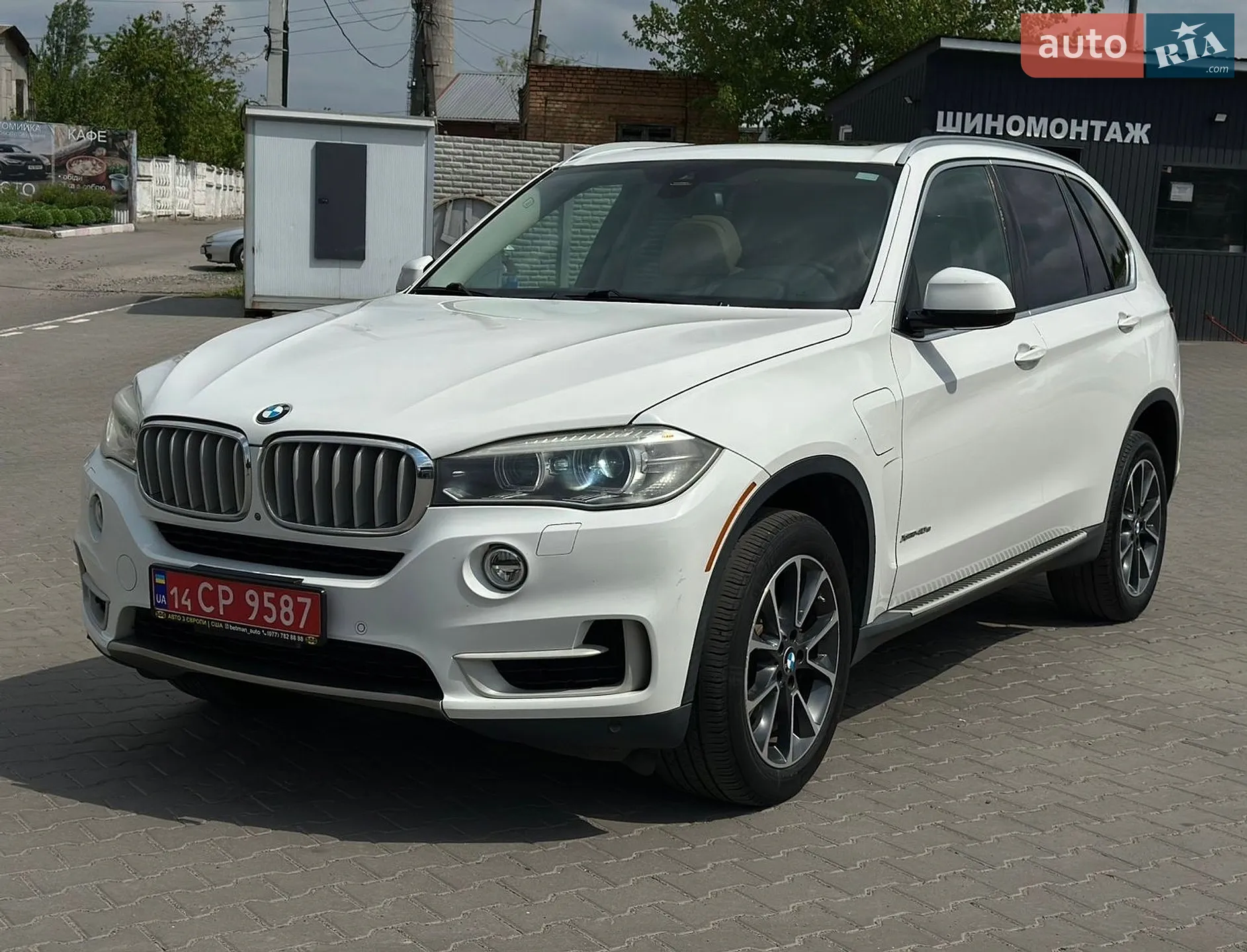 2016 BMW X5 - мініатюра 3