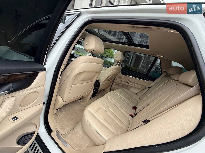 Позашляховик / Кросовер BMW X5 2015 в Стрию