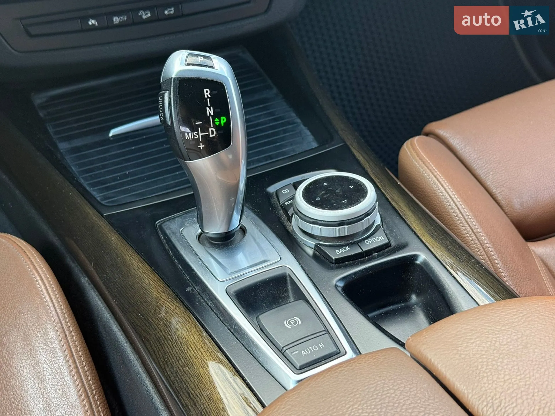2010 BMW X5 - мініатюра 14