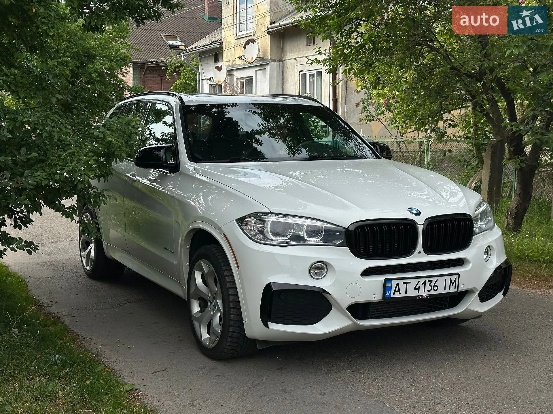 2017 BMW X5 - мініатюра 2