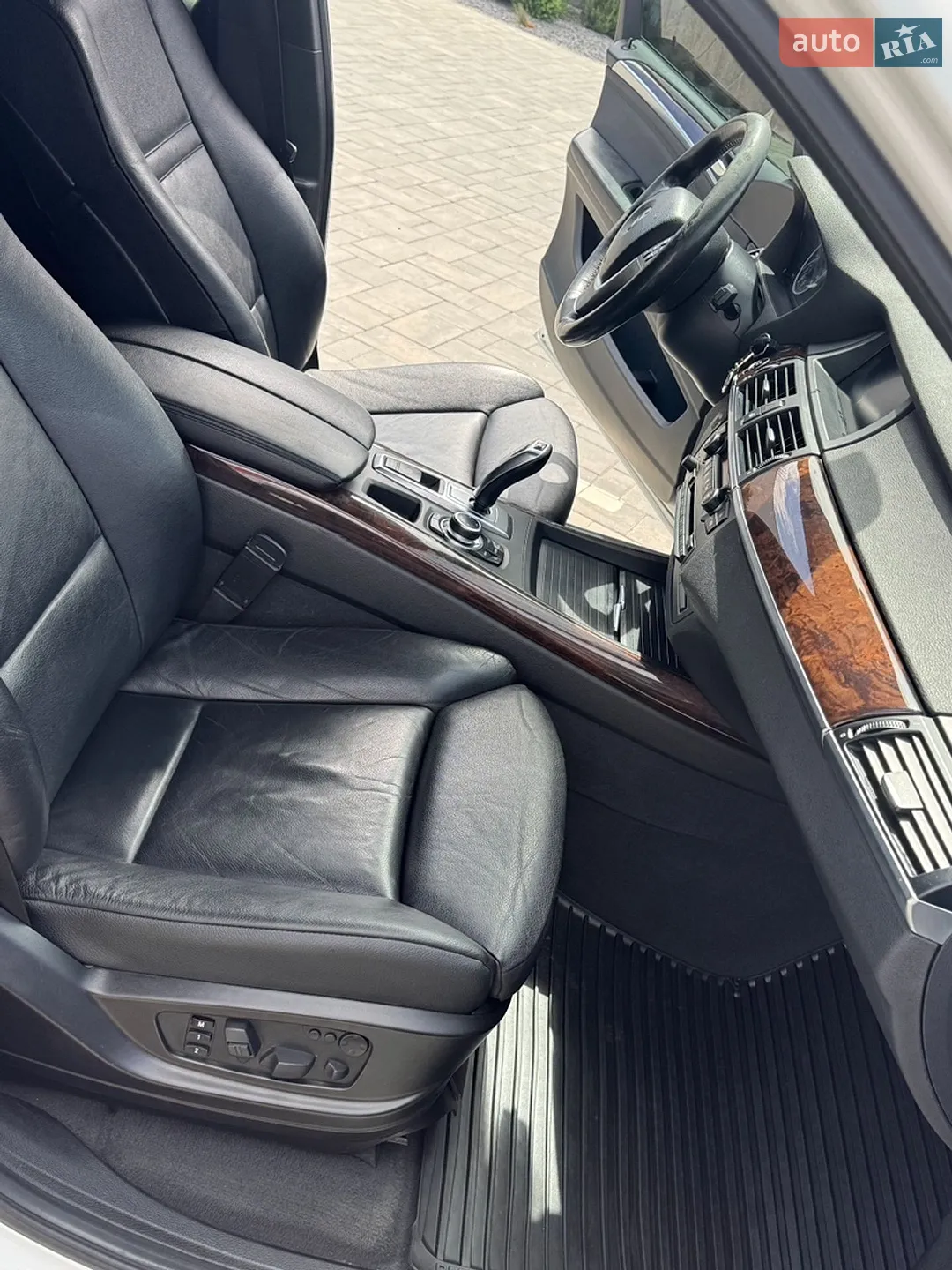2010 BMW X5 - мініатюра 11