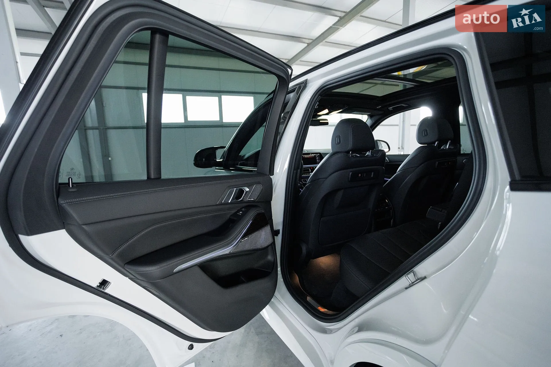 2020 BMW X5 - мініатюра 33