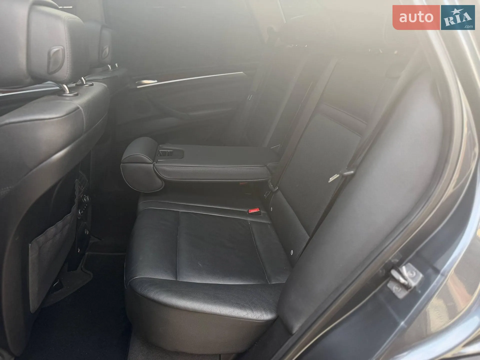 2011 BMW X5 - мініатюра 18