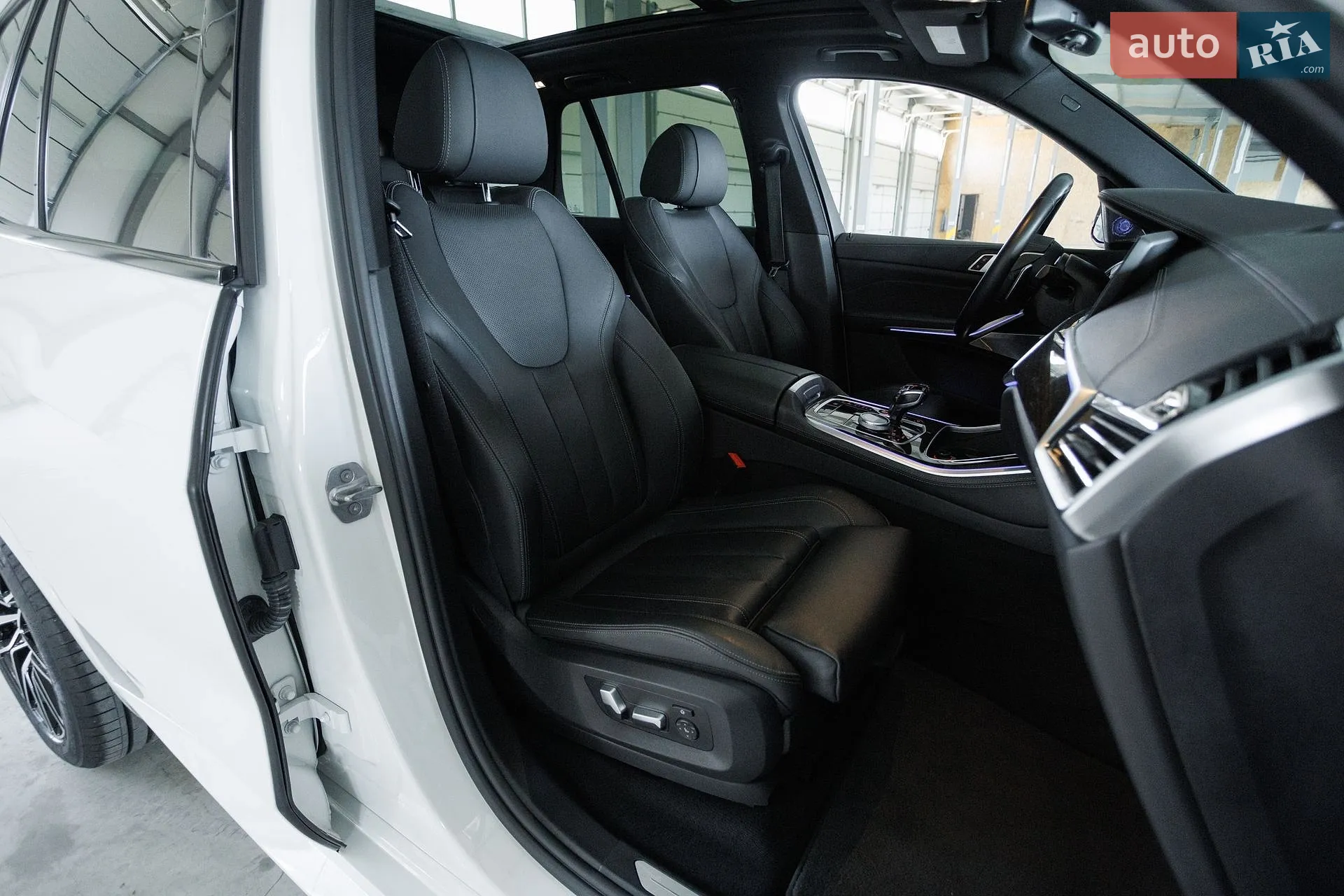 2020 BMW X5 - мініатюра 41