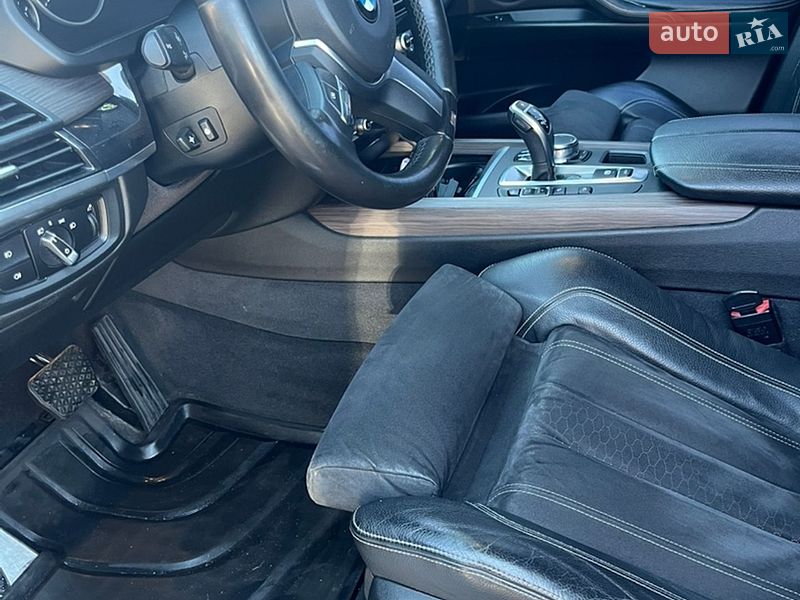 Позашляховик / Кросовер BMW X5 2017 в Черкасах