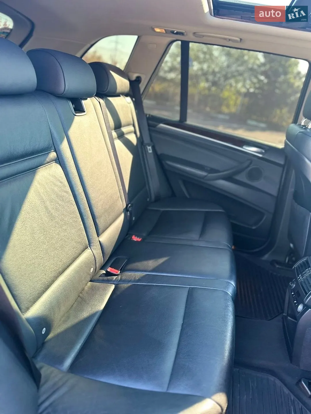 2011 BMW X5 - мініатюра 22