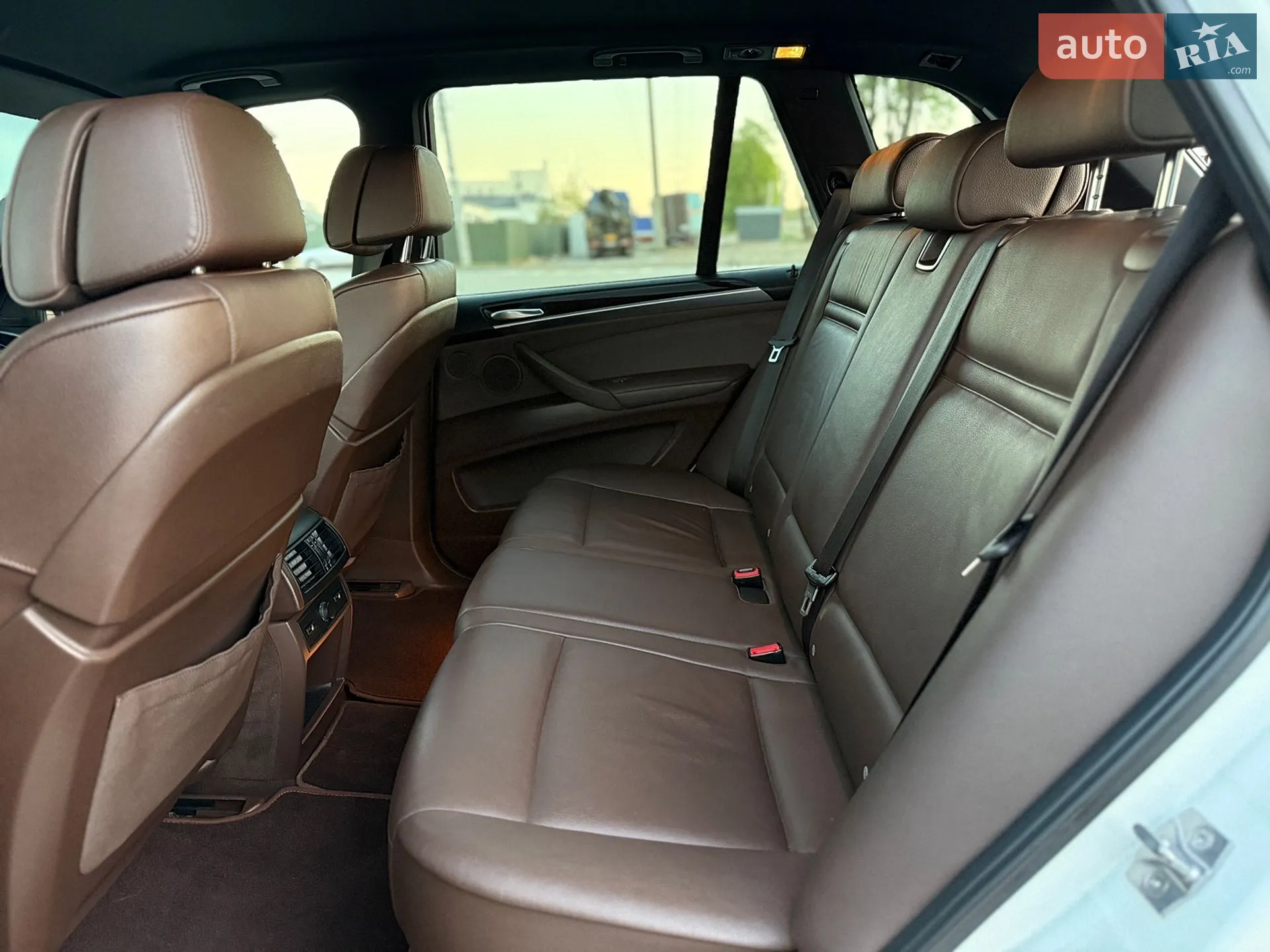 2010 BMW X5 - мініатюра 34