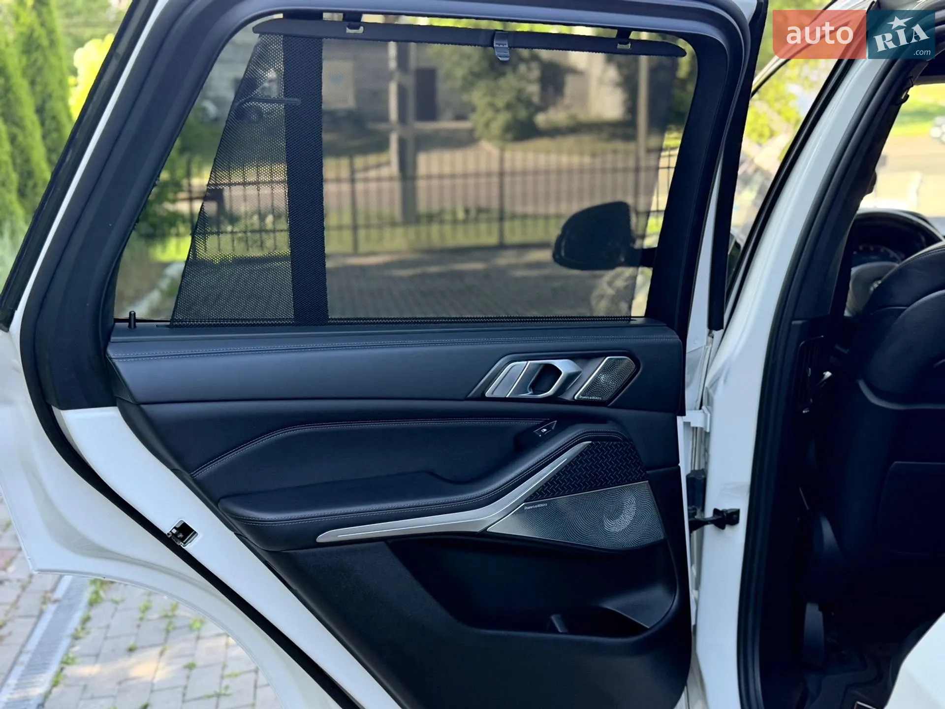 2020 BMW X5 - мініатюра 39