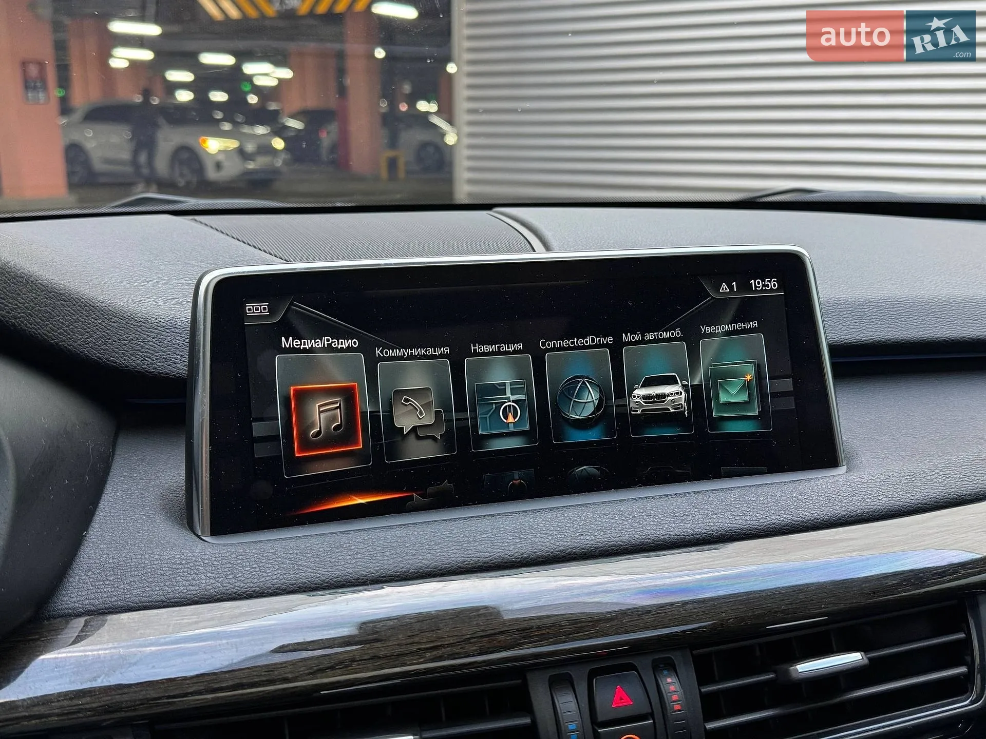 2017 BMW X5 - мініатюра 37