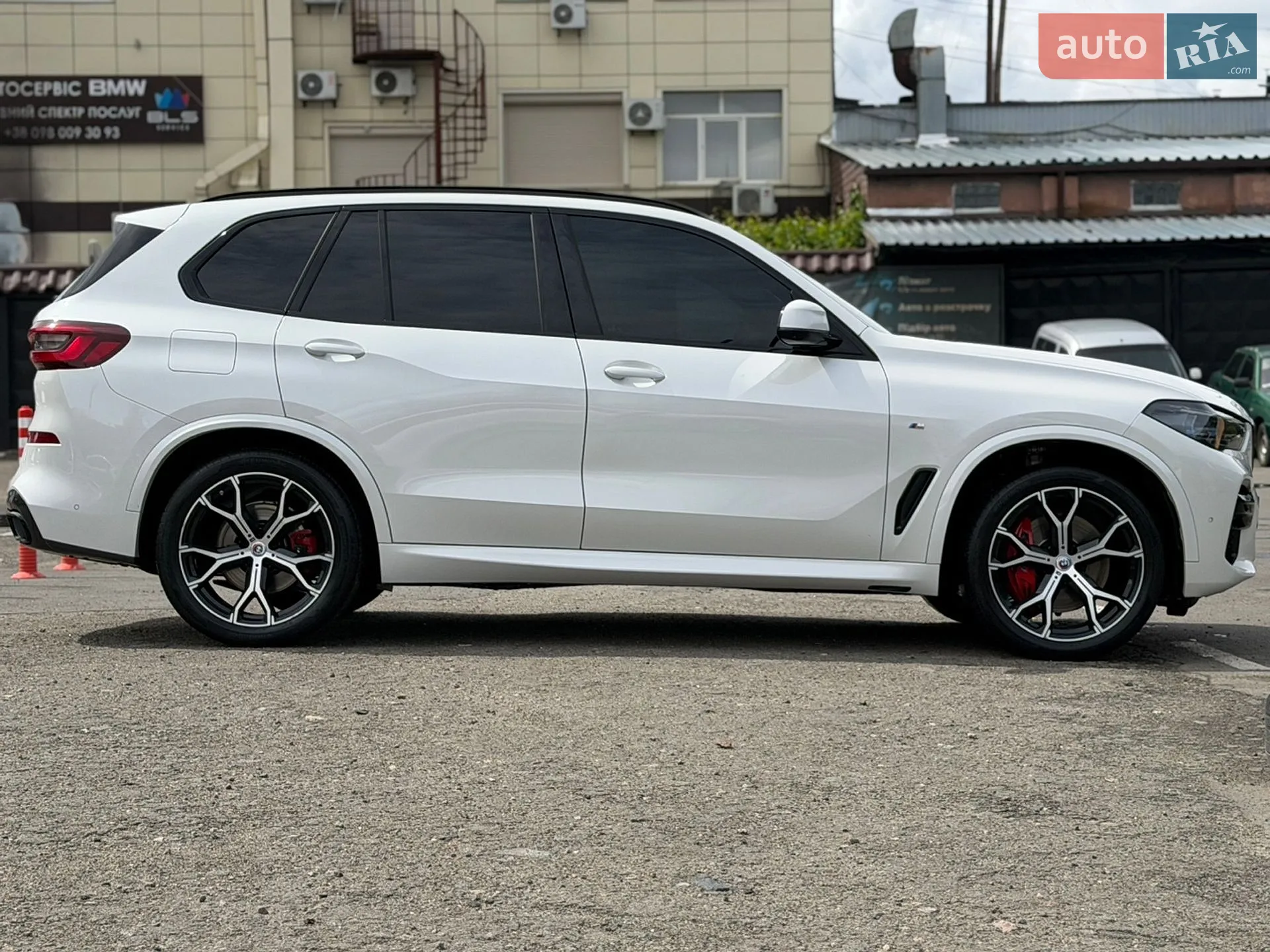 2022 BMW X5 - мініатюра 3