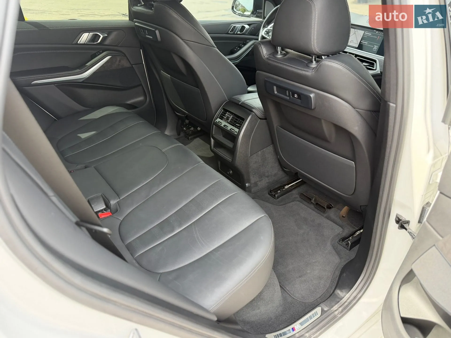 2022 BMW X5 - мініатюра 18