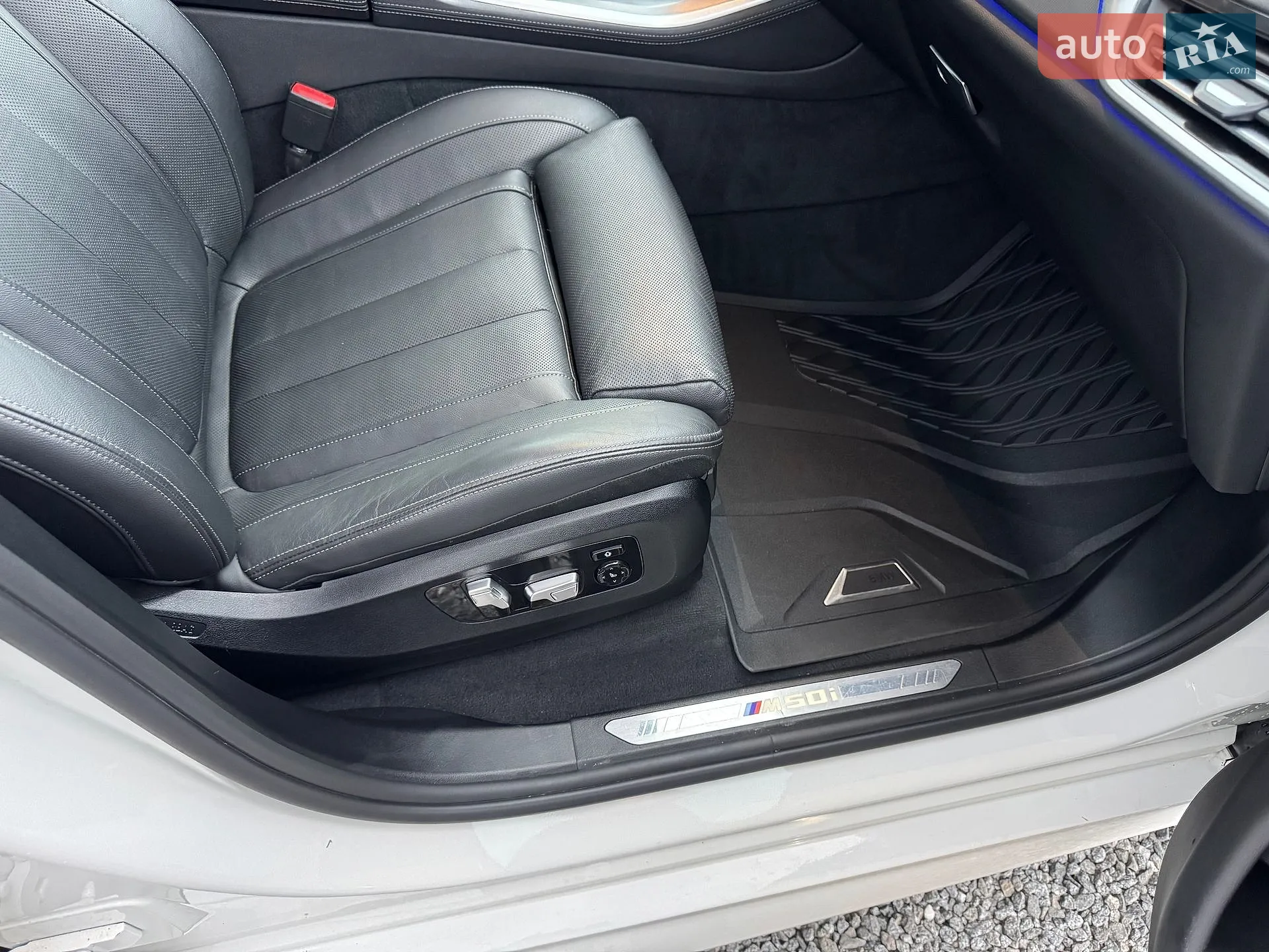 2020 BMW X5 - мініатюра 11
