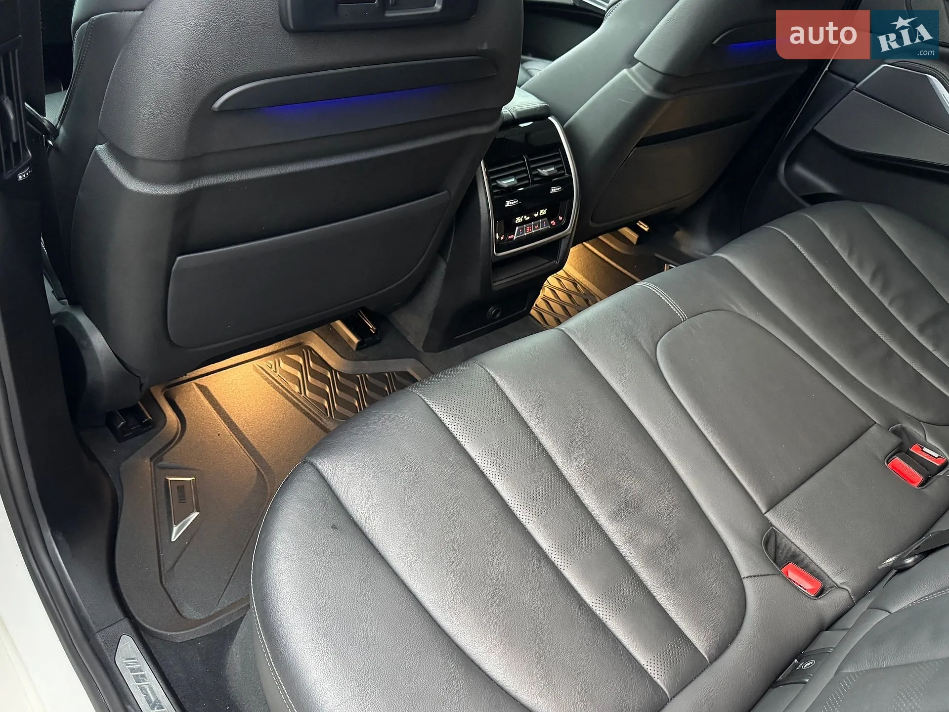 2020 BMW X5 - мініатюра 47
