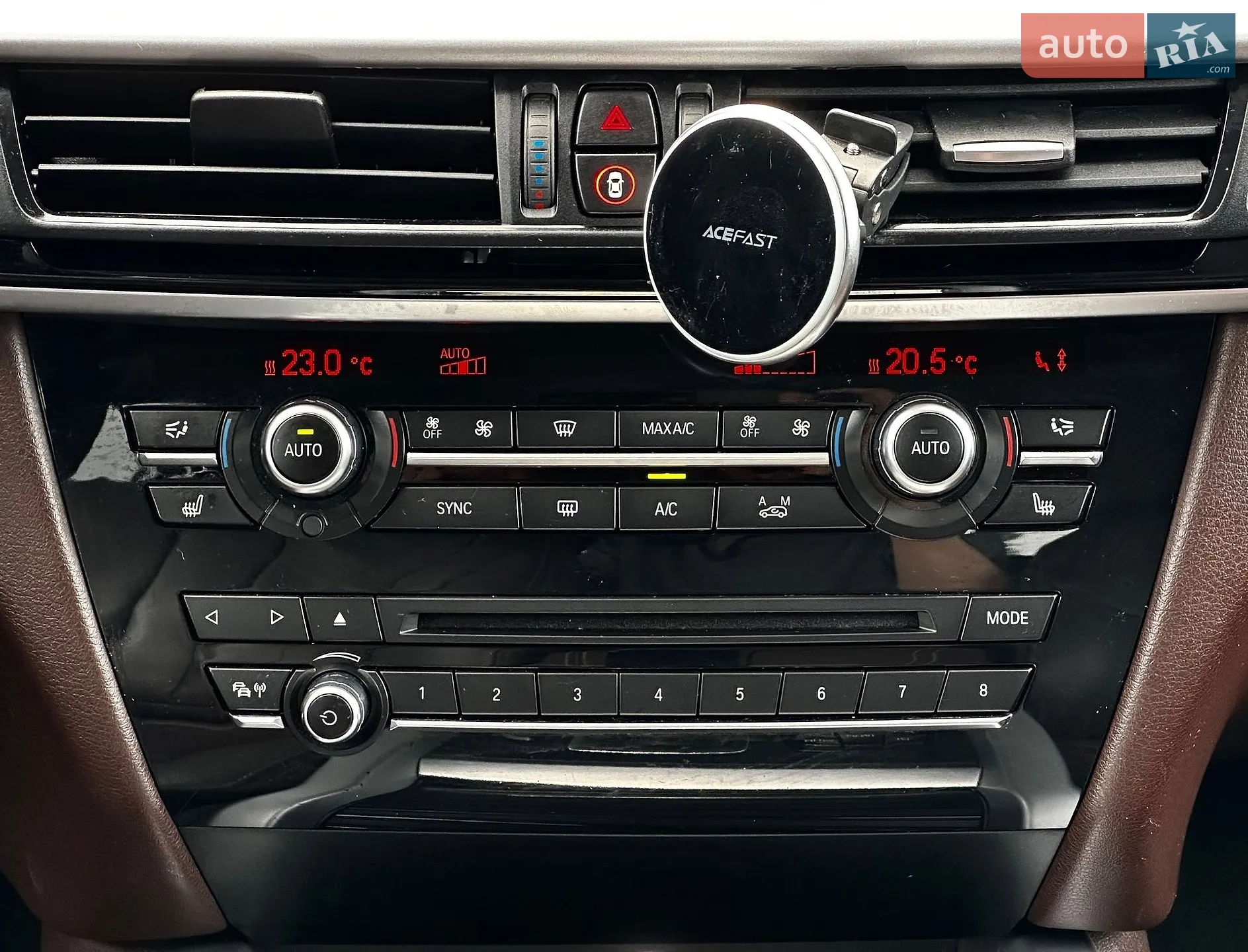 2015 BMW X5 - мініатюра 17