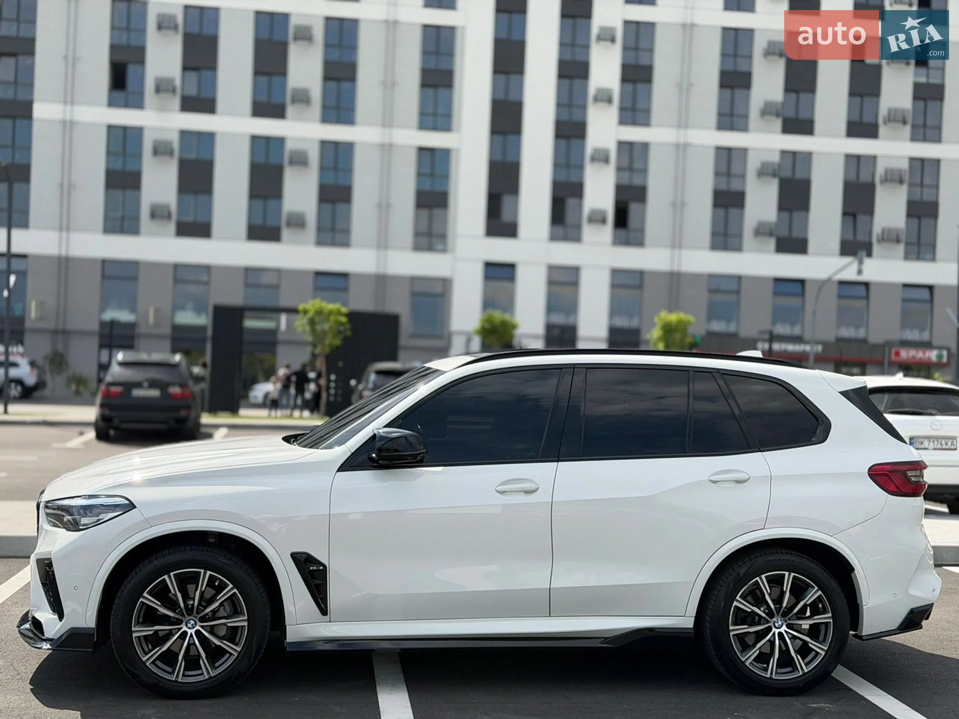 2018 BMW X5 - мініатюра 3