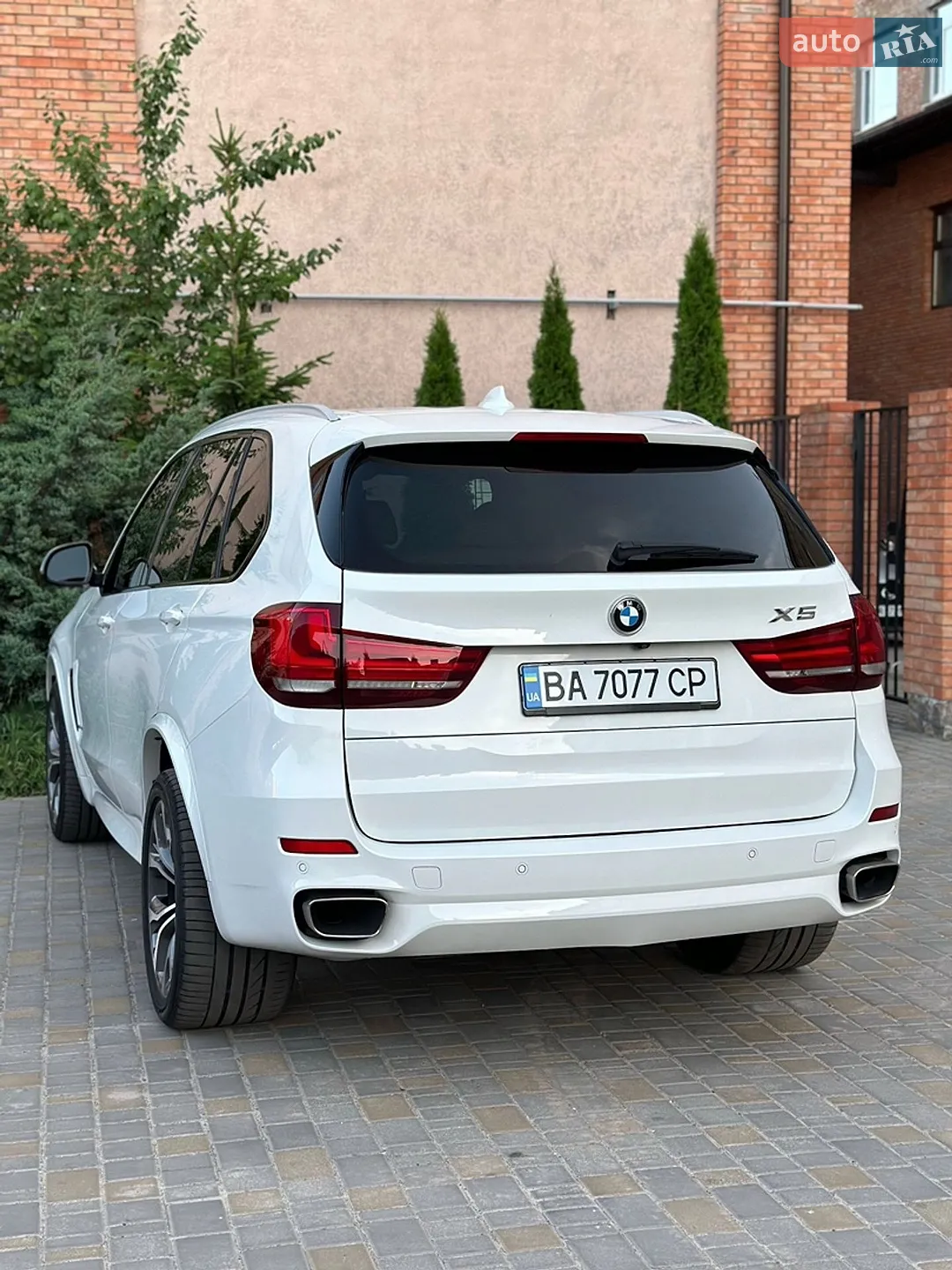 2016 BMW X5 - мініатюра 16