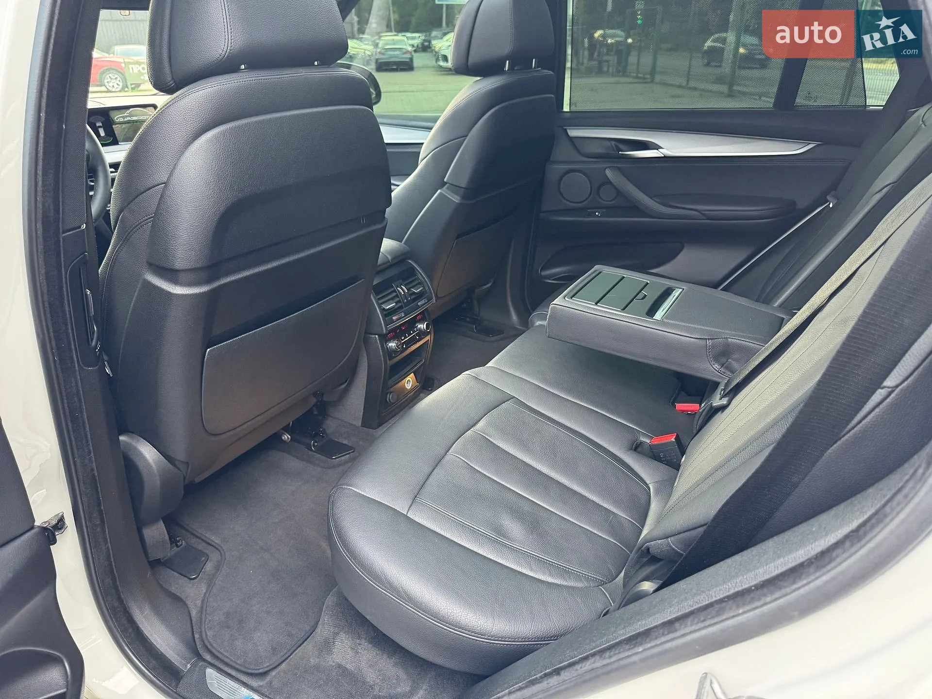 2016 BMW X5 - мініатюра 26
