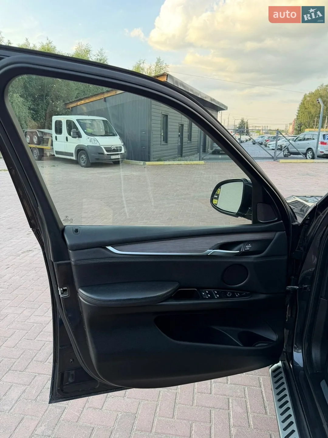 2014 BMW X5 - мініатюра 31