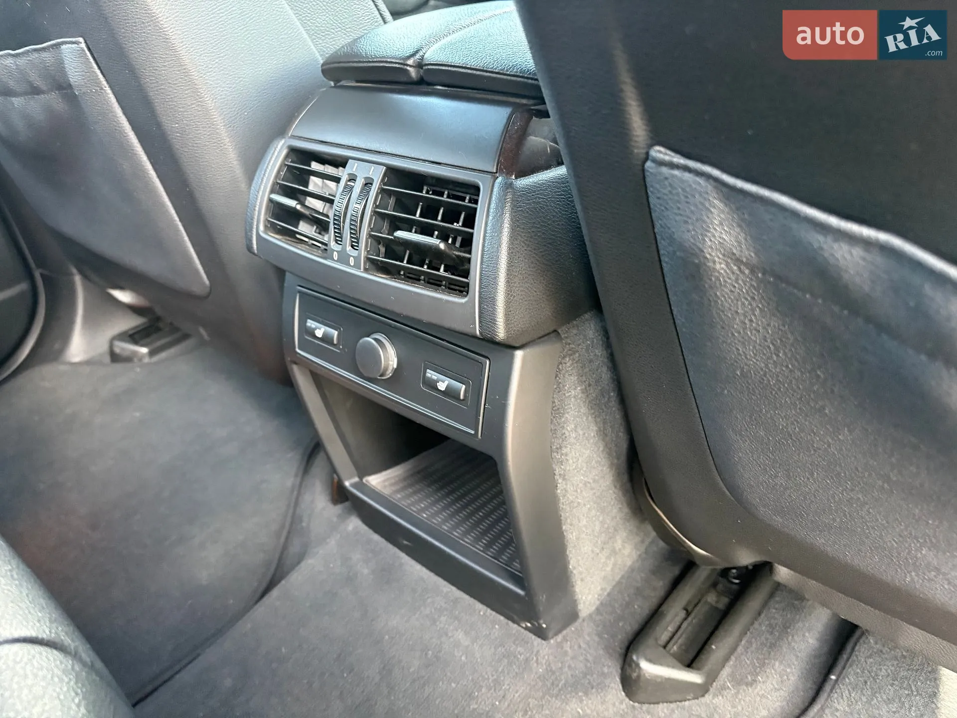2010 BMW X5 - мініатюра 44