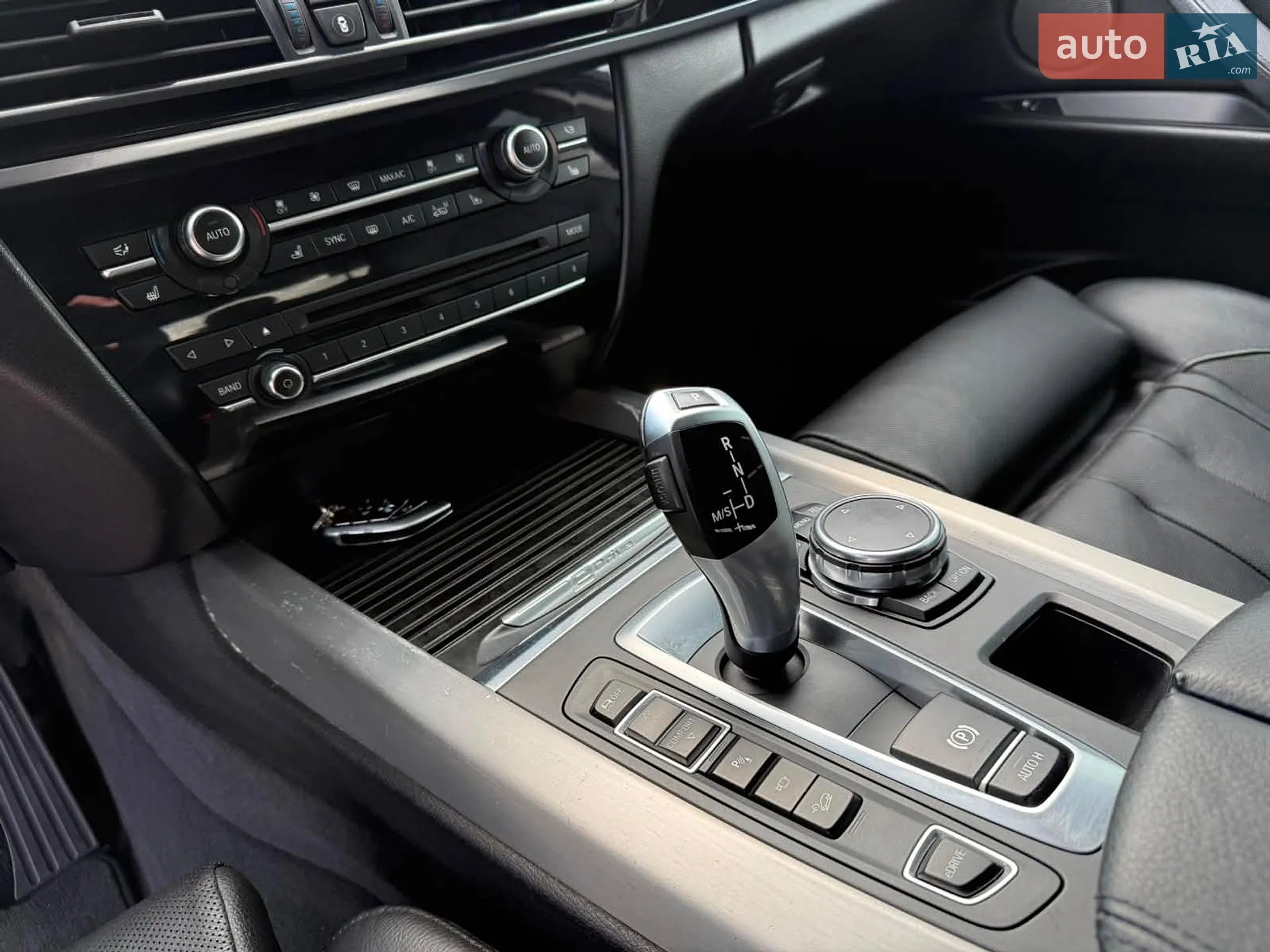 2016 BMW X5 - мініатюра 24