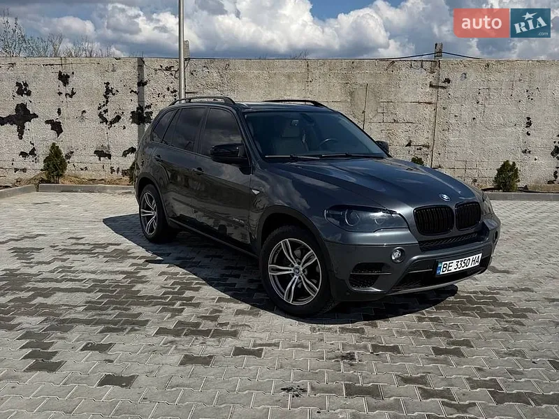 BMW X5 2011
